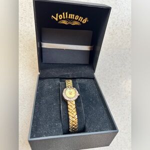 Vintage new old stock Vollmond ladies watch